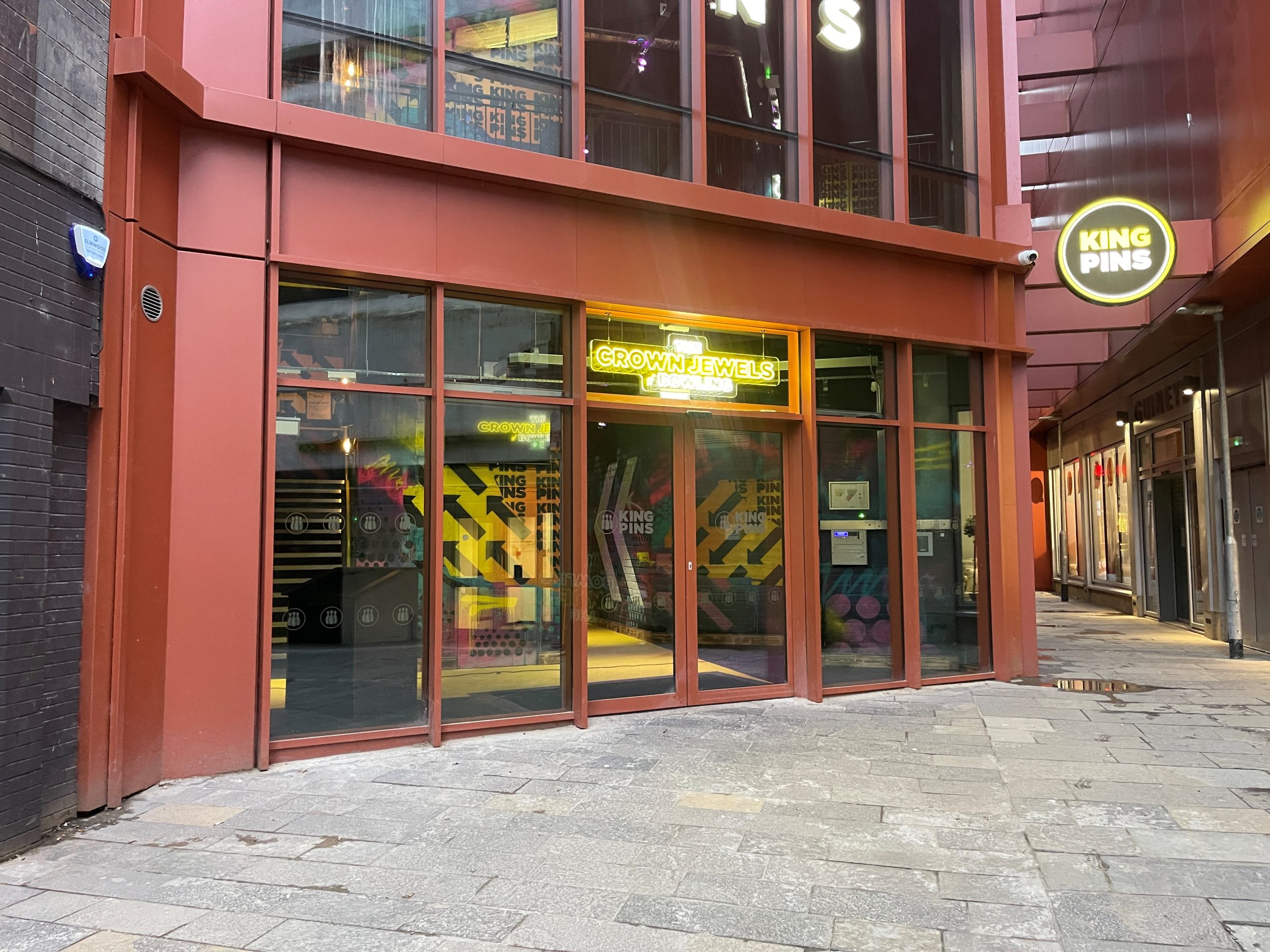 PIC King Pins Bell Box